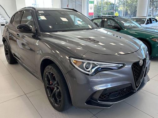 2023 Alfa Romeo Stelvio Quadrifoglio