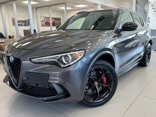 2023 Alfa Romeo Stelvio Quadrifoglio