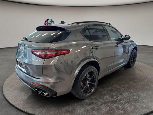 2023 Alfa Romeo Stelvio Quadrifoglio