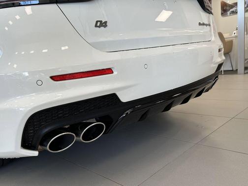 2024 Maserati Quattroporte Modena Ultima Q4