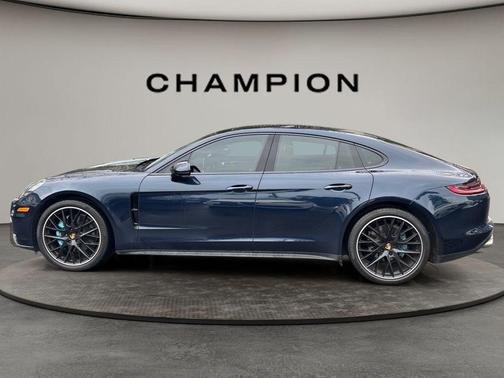 2017 Porsche Panamera 4S