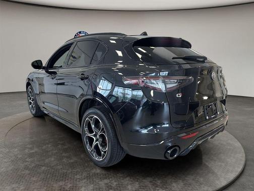 2024 Alfa Romeo Stelvio Veloce AWD
