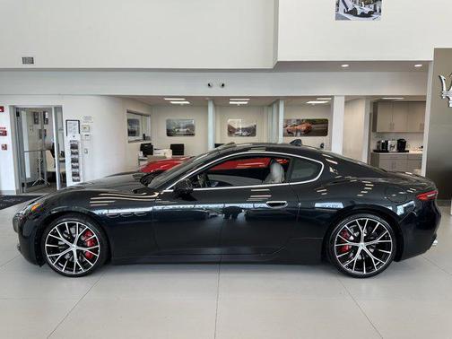 2024 Maserati GranTurismo Modena