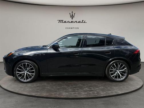 Nero Tempesta Metallic 2026 Maserati Grecale Modena