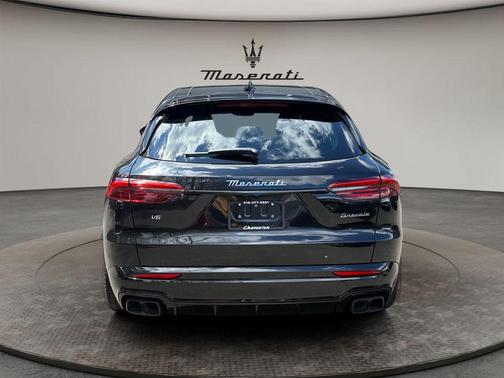 Nero Tempesta Metallic 2026 Maserati Grecale Modena