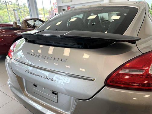 2010 Porsche Panamera Turbo