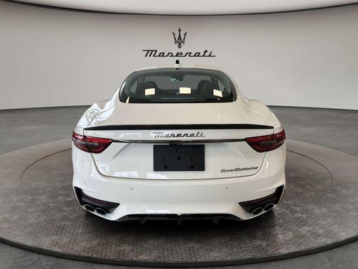 2024 Maserati GranTurismo Trofeo