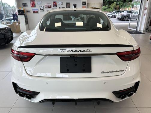 2024 Maserati GranTurismo Trofeo