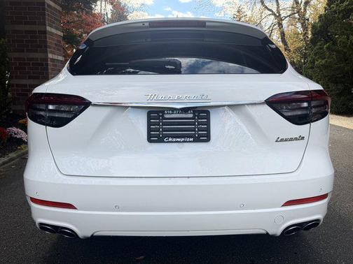 2023 Maserati Levante GT