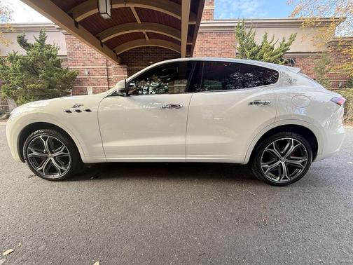 2023 Maserati Levante GT