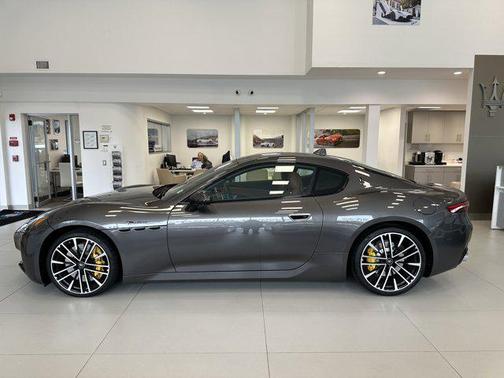 2024 Maserati GranTurismo Modena