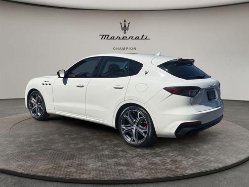 2022 Maserati Levante Modena