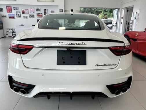 2024 Maserati GranTurismo Trofeo