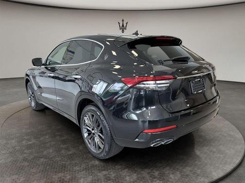 2024 Maserati Levante GT Ultima
