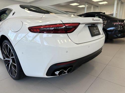 2024 Maserati GranTurismo Modena