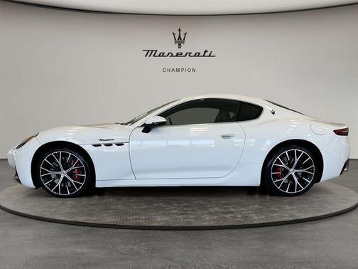 2024 Maserati GranTurismo Modena