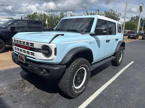 ROBIN'S EGG BLUE 2023 Ford Bronco HERITAGE LIMITED EDITION