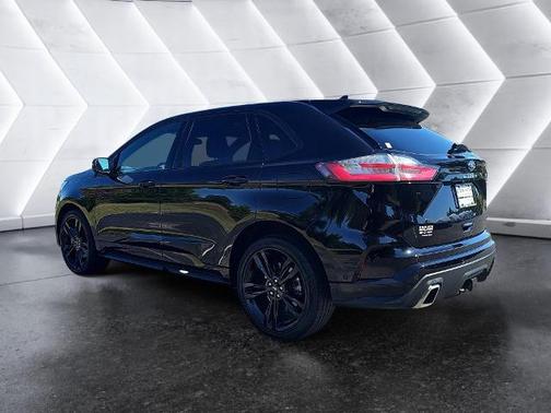 AGATE BLACK METALLIC 2024 Ford Edge ST