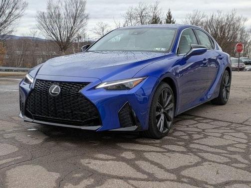 2025 Lexus IS 350 F SPORT Design