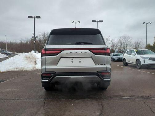 2026 Lexus LX 700h Luxury