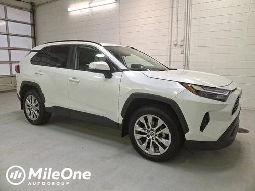 2024 Toyota RAV4 XLE Premium
