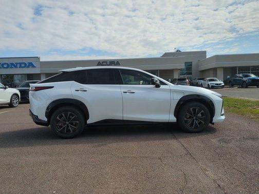 Oxygen White 2026 Lexus RZ 450e Premium