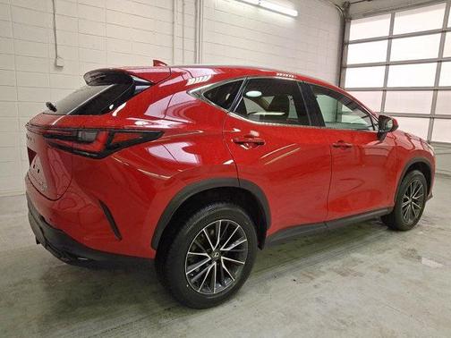 2022 Lexus NX 350h Premium