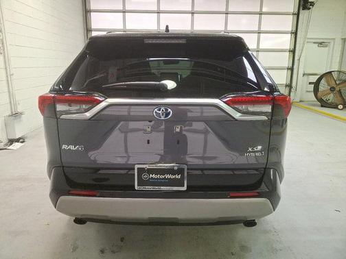 2024 Toyota RAV4 Hybrid SE