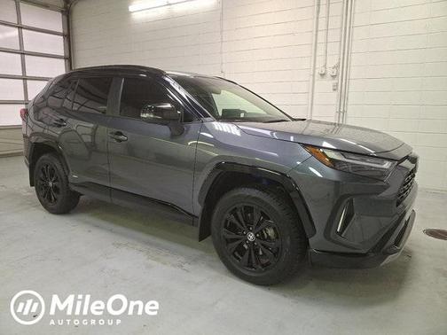 2024 Toyota RAV4 Hybrid SE