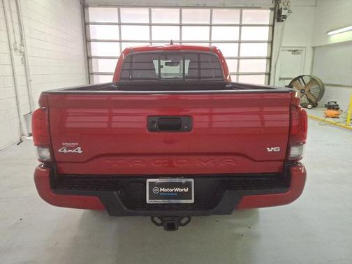 2022 Toyota Tacoma SR5