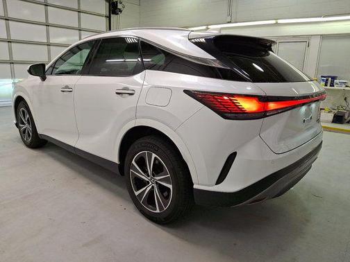 White Pearl 2025 Lexus RX 350 Premium