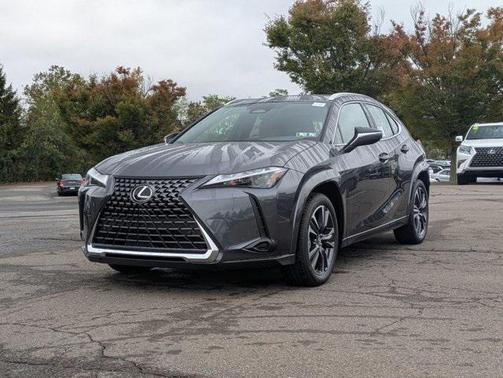 2025 Lexus UX 300h Base