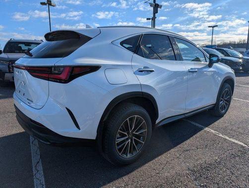 2026 Lexus NX 450h+ Premium