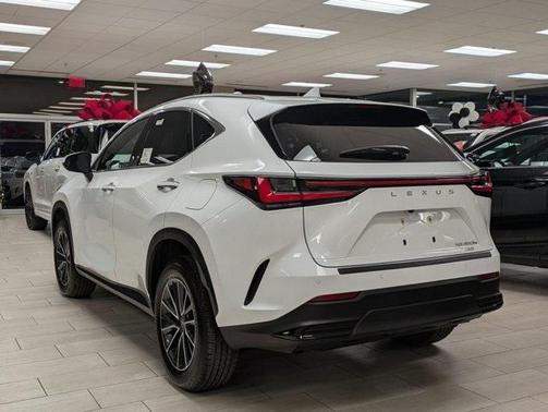 2026 Lexus NX 450h+ Luxury
