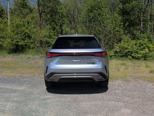 Iridium 2026 Lexus RX 450h+ Base