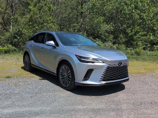Iridium 2026 Lexus RX 450h+ Base