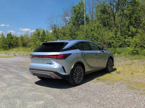 Iridium 2026 Lexus RX 450h+ Base