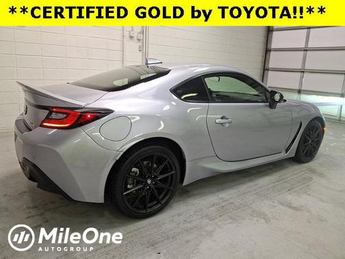 2024 Toyota GR86 Premium