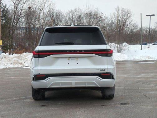 Pearl 2026 Lexus TX 500h F SPORT Premium