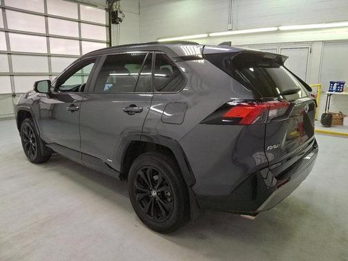 2024 Toyota RAV4 Hybrid SE