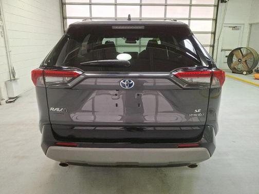 2024 Toyota RAV4 Hybrid SE