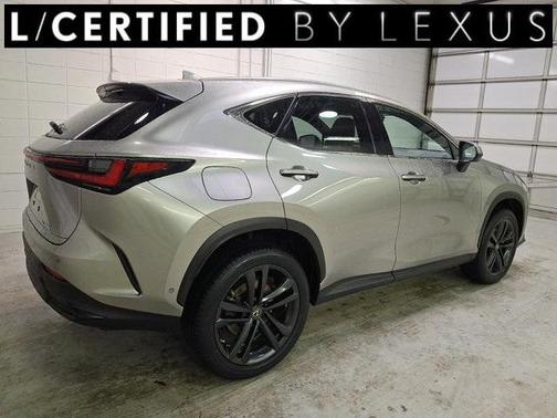 2022 Lexus NX 450h+ Luxury