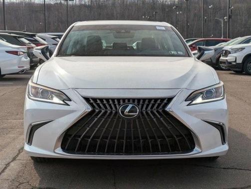 2025 Lexus ES 300h Luxury