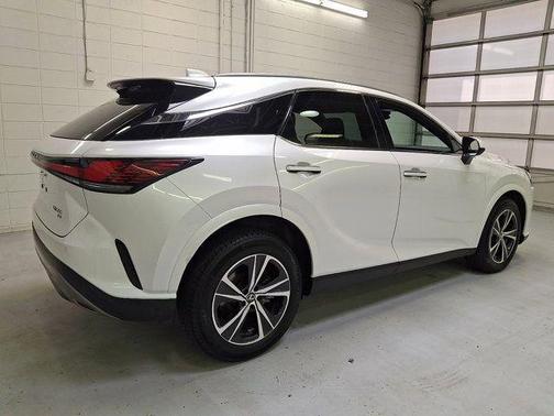 White Pearl 2024 Lexus RX 350 Premium