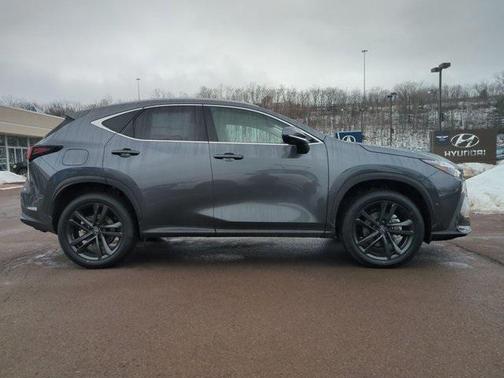 2026 Lexus NX 450h+ Luxury