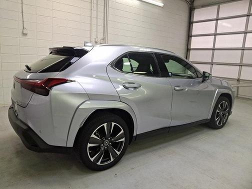 2023 Lexus UX 250h Base