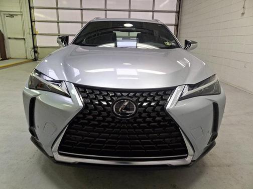 2023 Lexus UX 250h Base