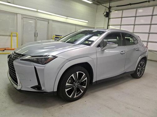 2023 Lexus UX 250h Base