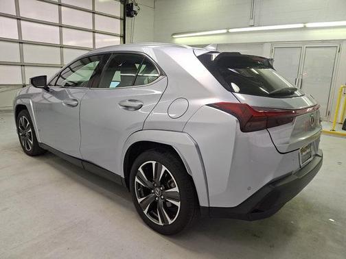 2023 Lexus UX 250h Base