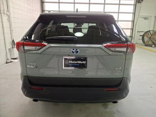 2022 Toyota RAV4 Hybrid XLE Premium